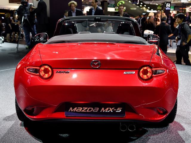 Насколько большой (или маленькой) будет Mazda MX-5 Miata