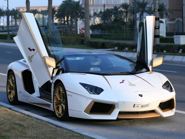 Золотой Lamborghini Aventador - единственный в своем роде