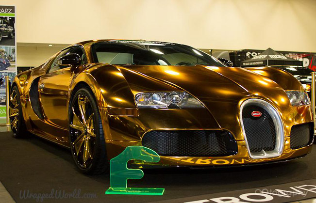 Золотой Bugatti Veyron