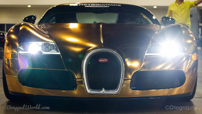 Золотой Bugatti Veyron