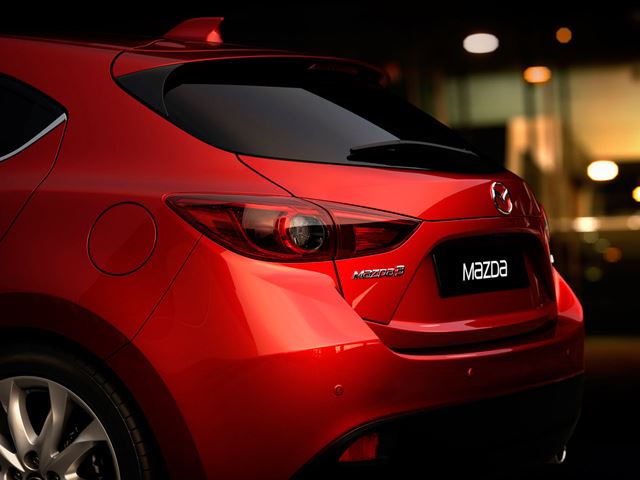 Mazda официально представила Mazda3 2014