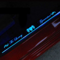 Накладки на пороги в салон с подсветкой Art-X Luxury Generation на Kia Soul 1 поколение