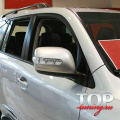 Крышки с указателями поворотов на зеркала на Toyota Land Cruiser 200