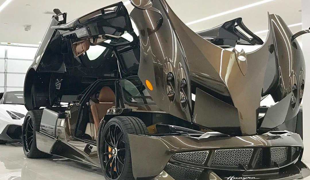 huayra hermes