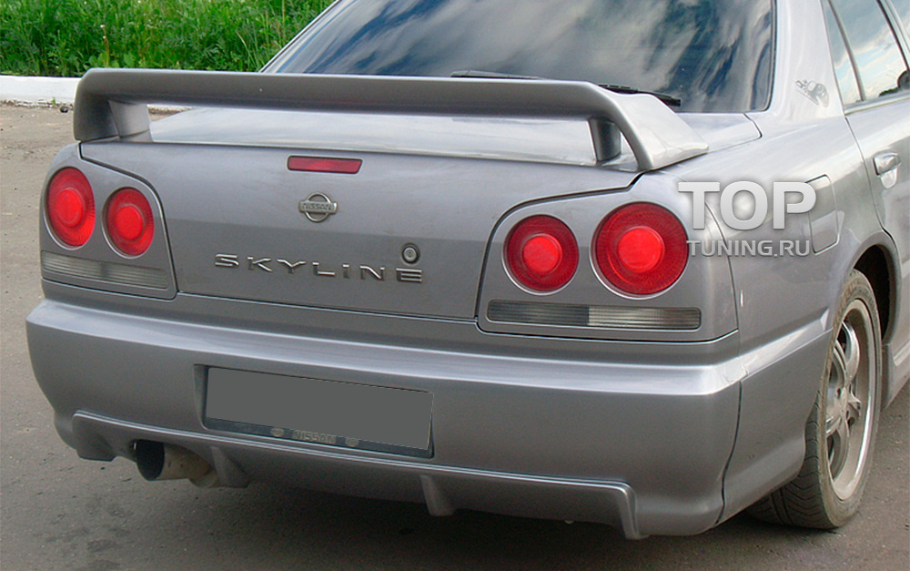 Nissan Skyline r34 сзади