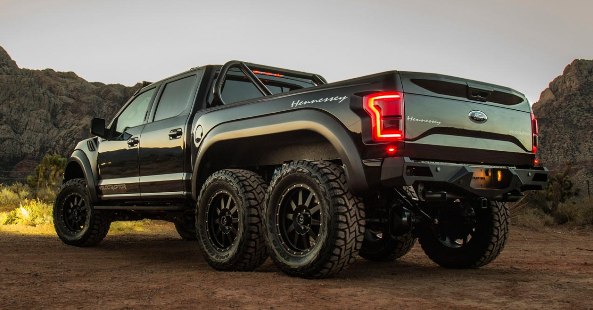 Ford Velociraptor 6x6