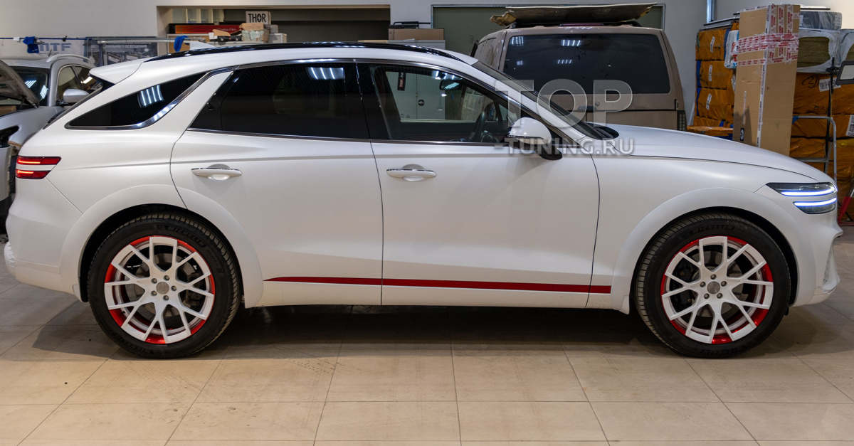 Установка, подгонка, окраска расширителей колесных арок на Генезис GV70 ...