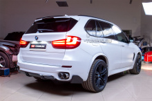 Обвес на задний бампер 