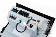 Фирменная магнитола Тесла стиль для тюнинга Тойота Ленд Крузер 200 - купить с установкой