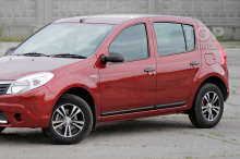 Защитные накладки на двери узкие Renault Sandero 2009-2013