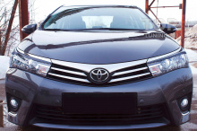 Накладки на передние фары (реснички) Toyota Corolla (седан) 2012-2015 кузов 160