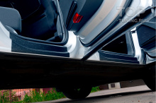 Накладки на внутренние пороги дверей Volkswagen Tiguan 2017-2020