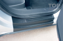 11632 Накладки Bastion на внутренние пороги дверей Volkswagen Tiguan 2