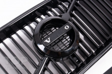 13046 Черная решетка радиатора Black Edition для Volvo XC90 2016+