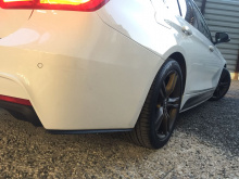 Мини лезвия для заднего бампера БМВ 3 Ф30  Цена за комплект - 2 шт. | ABS-пластик | Под окраску