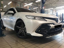 13220 Сплиттер HALES на передний бампер — тюнинг Toyota Camry XV70