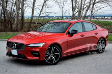 Черная решетка радиатора в стиле Р-Дизайн для Вольво С60 / В60 (2018+) ABS-пластик | Эмблема приобретается отдельно