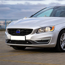 13675 Решетка радиатора Black Thor для Volvo S60 / V60 (2013 - 2018)