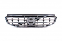13677 Хромированная решетка радиатора для Volvo XC60 (2014-2017)