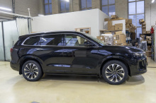 13773 Выдвижные пороги-ступени RRS для Aito M7 (2022-2025)