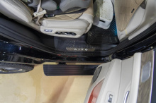 Выдвижные электропороги для Аито М7 (2022-2025 с управлением через смартфон Комплект - 2 шт. (Правый и левый порог) | Нагрузка до 200 кг. | Производство - Корея | Управление через приложение