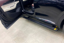 Выдвижные электропороги для Джили Монжаро (KX11) Комплект - 2 шт. (Правый и левый порог) | Нагрузка до 200 кг. | Производство - Корея | Автоматический режим + управление через кнопку