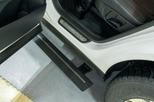 13817 Выдвижные пороги ступени RRS для Hyundai Santa Fe IV (2018-2023)