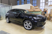 Выдвижные электроподножки для Ауди Q7 4M (2015–2026) Комплект 2 шт | Нагрузка до 200 кг | Производство Корея | Датчик Холла | Автоматический режим + Управление со смартфон