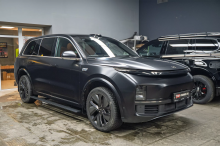 13829 Электрические выдвижные пороги — тюнинг Lixiang