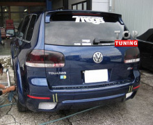 Накладка заднего бампера IKKI на VW Touareg. (Рестайлинг)