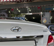 Спойлер на крышку багажника уретановый Hyundai Solaris