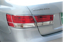 Стайлинг Хендай Соната 5 - хромированные накладки на заднюю оптику - от производителя Kyung Dong.