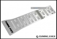 Тюнинг салона Киа Соренто - алюминиевые накладки на педали