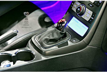 Ручка КПП (рычага коробки передач) с подсветкой, тюнинг салона Hyundai Genesis Coupe, от производителя New Faces.