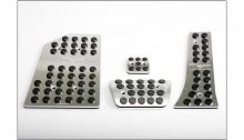 Тюнинг салона Хендай Грандер - алюминиевые накладки на педали