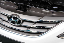 Тюнинг комплект для Хендай Соната - решетка радиатора и молдинг капота.