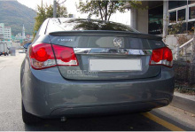 Тюнинг Шевроле Круз - лип-спойлер на багажник.