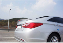 Тюнинг Хендай Соната - лип спойлер на багажник.