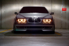 5257 Юбка переднего бампера Zender OEM на BMW 5 E39