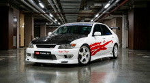 582 Передний бампер LXR на Toyota Altezza IS200