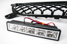 5934 Решетка в бампер с ДХО на Hyundai Solaris