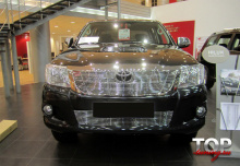 8090 Декоративные решетки DELUXE на Toyota Hilux