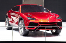По данным компании, крупнейшим рынком стали США, где были проданы 1041 автомобиль, опередив Японию - 359 и Великобританию - 326. В настоящее время ожидание Lamborghini Huracan V10 составляет от шести до восьми месяцев и год – для нового Aventador.