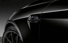 Black Edition ничего не добавляет к базовому комплекту BMW M2, полностью ориентированному на косметические и дизайнерские обновления.