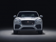 По словам Jaguar, это, безусловно, самый мощный и гибкий автомобиль, который они создали. И учитывая, что он разработан командой Special Vehicle Operations, мы склонны верить компании.