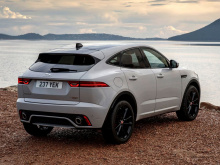 В интервью с австралийским Go Auto, управляющий директор Jaguar в Австралии Мэтью Визнер признал, что внедорожник, расположенный над F-Pace, не исключается.