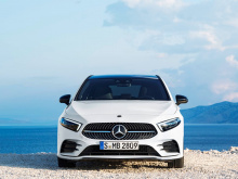 «Будет новый AMG 45, но в дополнение к этому мы запустим AMG 35 с мощностью около 300 лошадиных сил», - сказал Моерс.