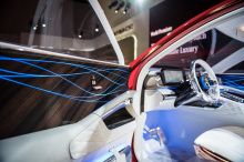 Автосалон в Пекине идет полным ходом, и выдающимся событием шоу является дебют концепции Mercedes-Maybach Ultimate Luxury.