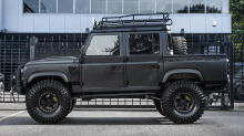 Land Rover Defender остается любимым автомобилем для тюнинга в Kahn Design Studio.