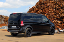 Кроме того, VANSPORTS.DE также предлагает набор подъемных пружин, которые обеспечивают дополнительный комфорт на дороге. И хотя эти двое являются городскими автомобилями, команда решила улучшить внедорожные возможности, установив шины для внедорожник